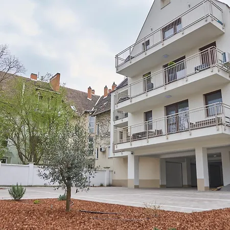 Sunlight Red - Exclusive Apartment